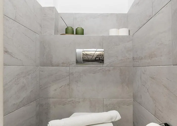 A30 - Akacfa Urban Nest - Location By Bqa *