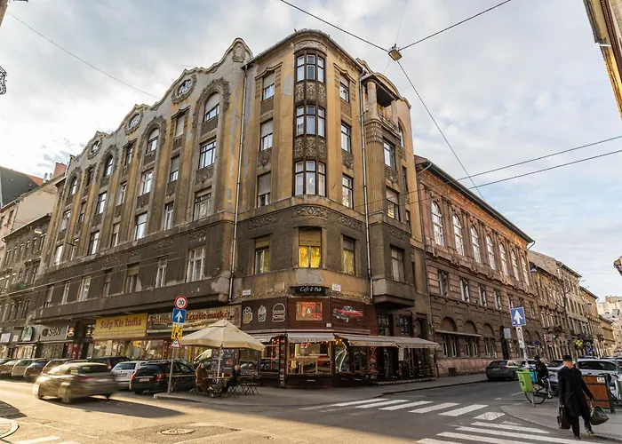 A30 - Akacfa Urban Nest - Location By Bqa Budapest